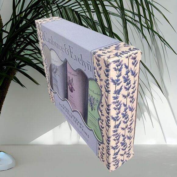 Crabtree & Evelyn Hand Therapy Gift Set 3 x 0.9 oz Lavender, Iris, Wisteria - Picture 4 of 5